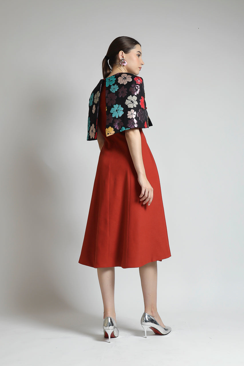 Bloom et Champs Sakura Cape Dress