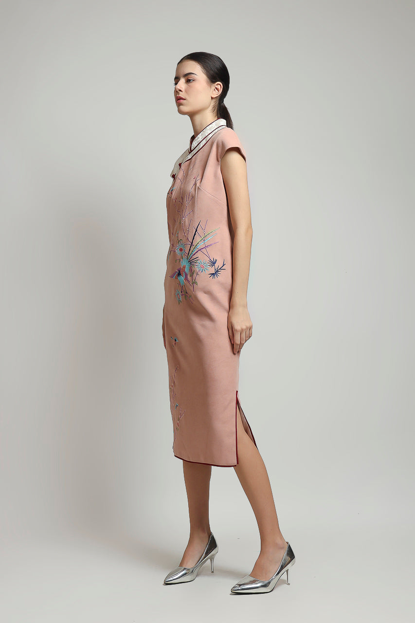 Bloom et Champs Dress Cheongsam Pink Embroidered