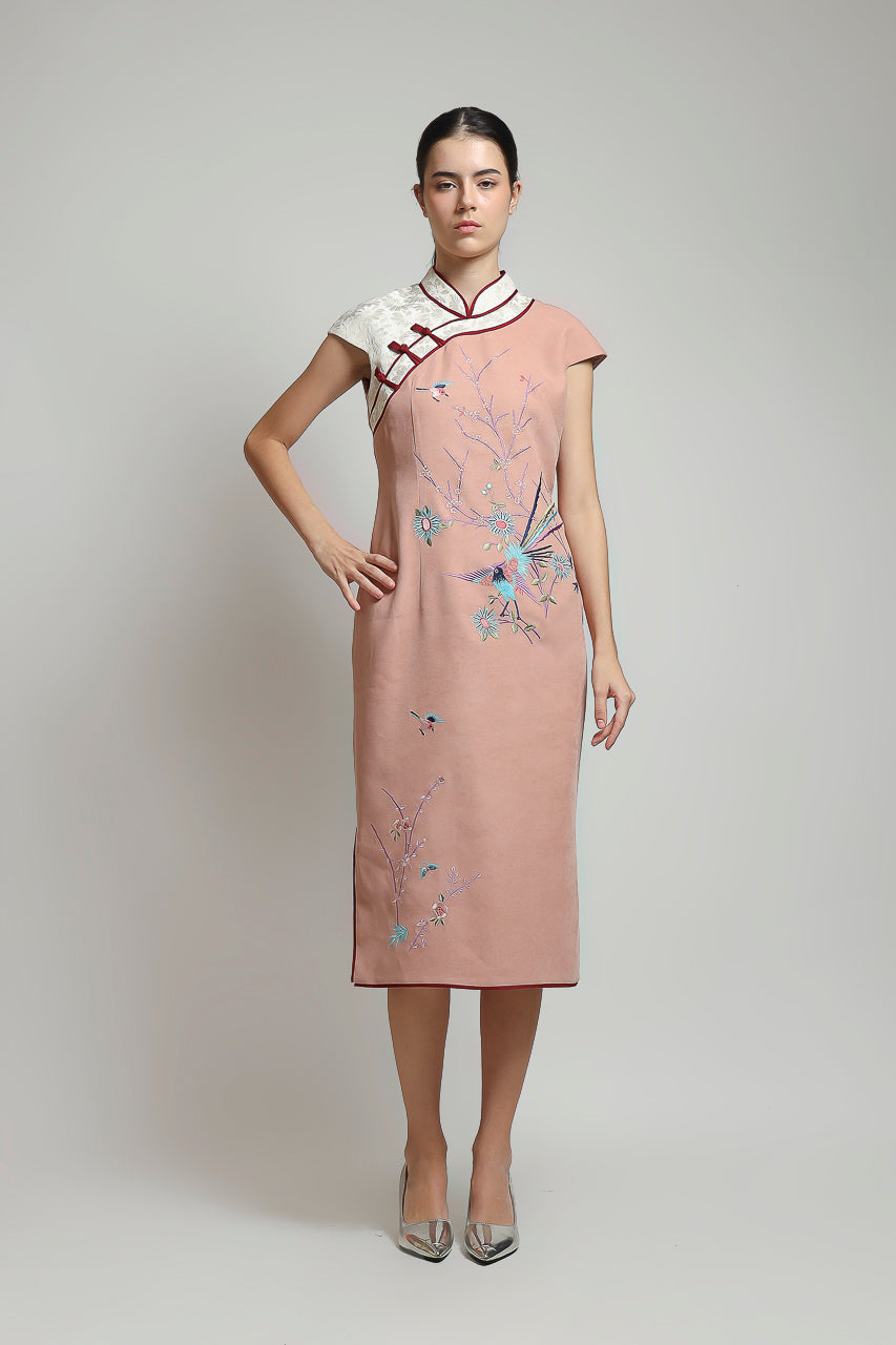 Bloom et Champs Dress Cheongsam Pink Embroidered