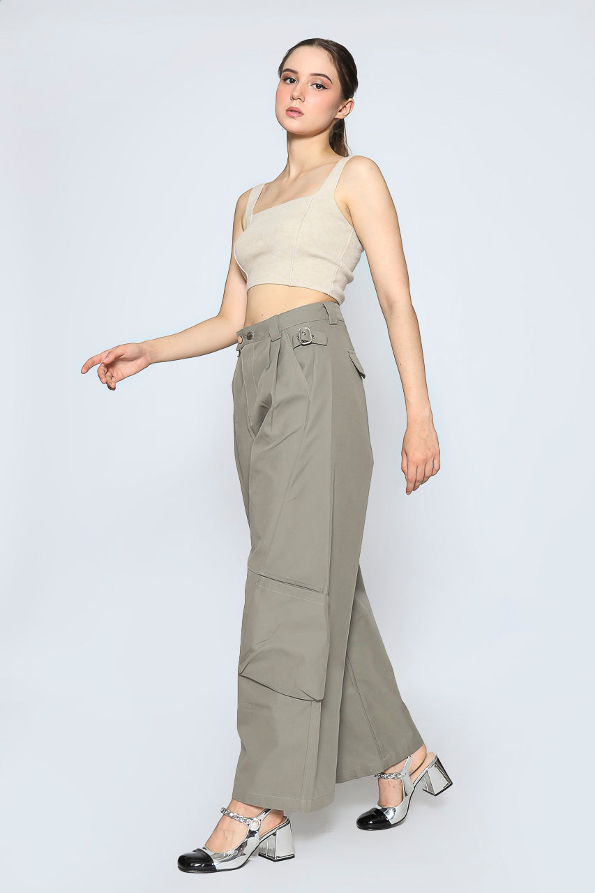 Bloom et Champs Cargo Pocket Pants in Grey