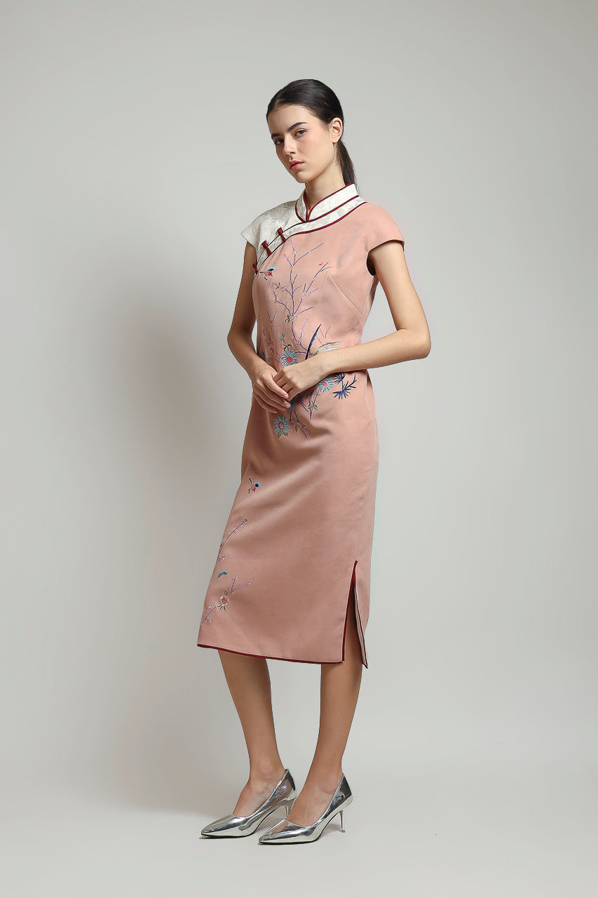 Bloom et Champs Dress Cheongsam Pink Embroidered