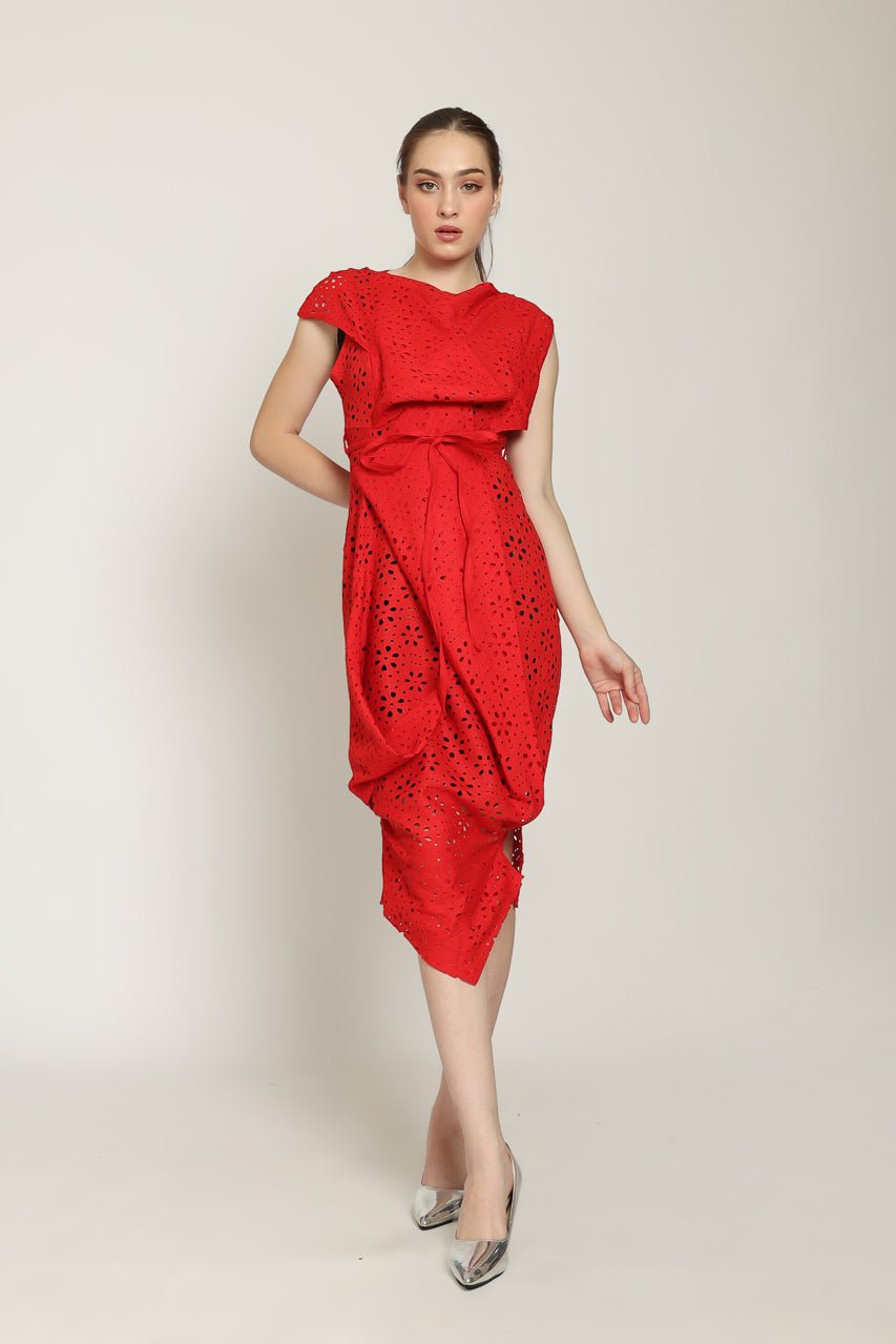 Bloom et Champs Dress Sumba Eyelet in Red