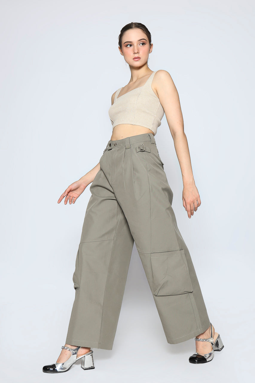 Bloom et Champs Cargo Pocket Pants in Grey