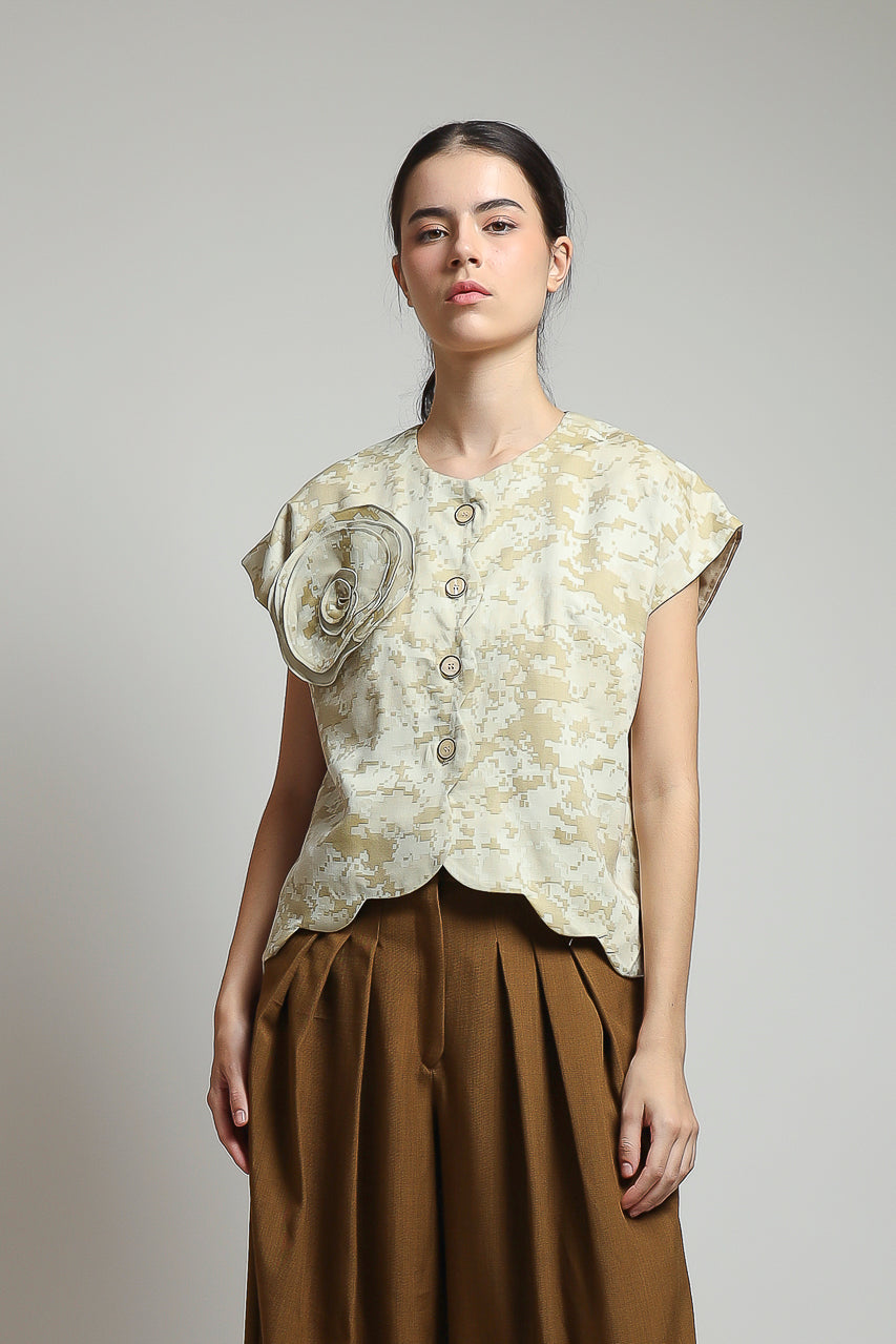 Bloom et Champs Floral Scalloped Top in Olive/Zest Pants Mustard