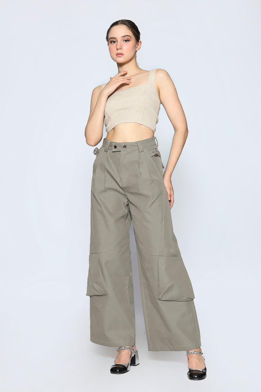 Bloom et Champs Cargo Pocket Pants in Grey