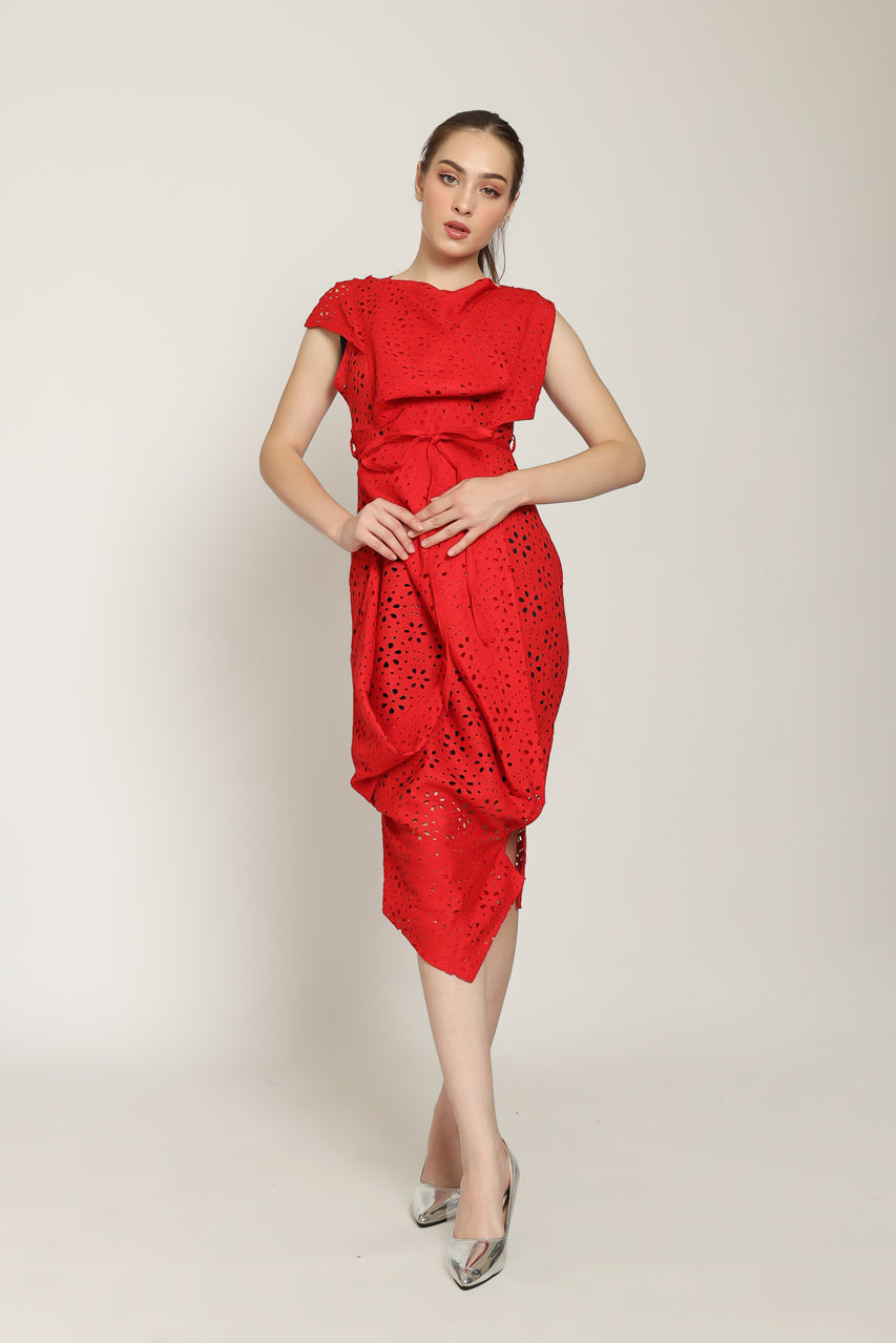 Bloom et Champs Dress Sumba Eyelet in Red